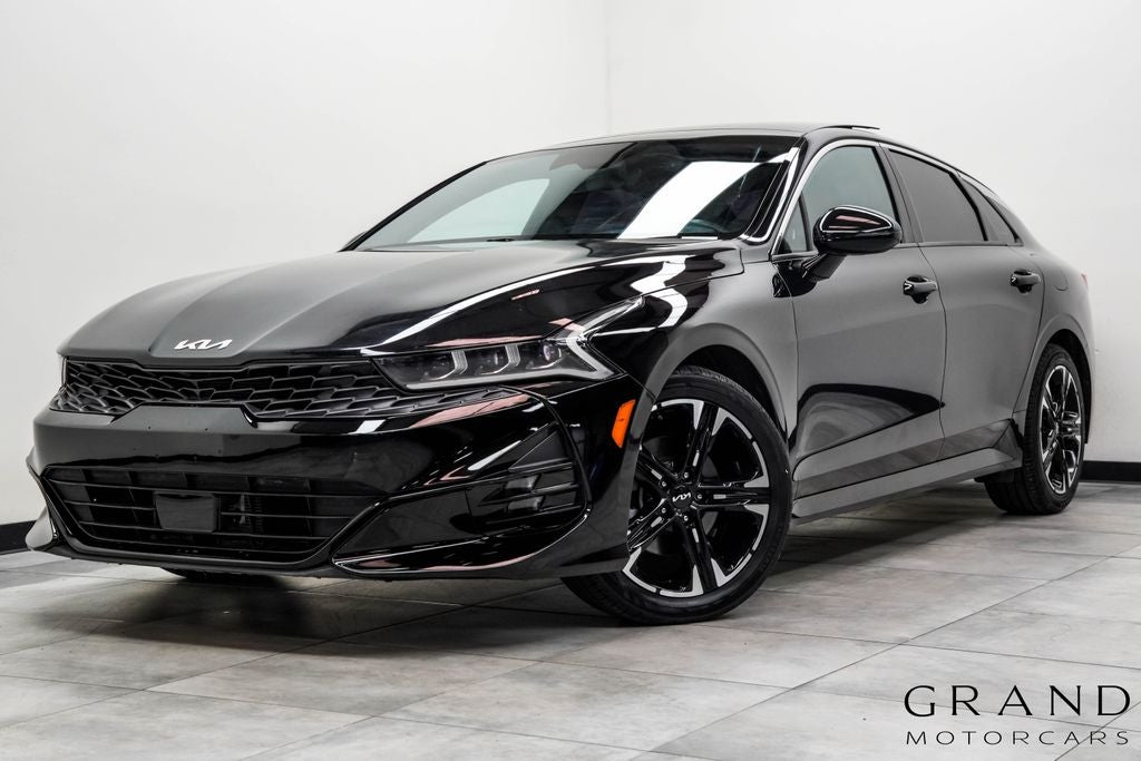2022 Kia K5 GT-Line