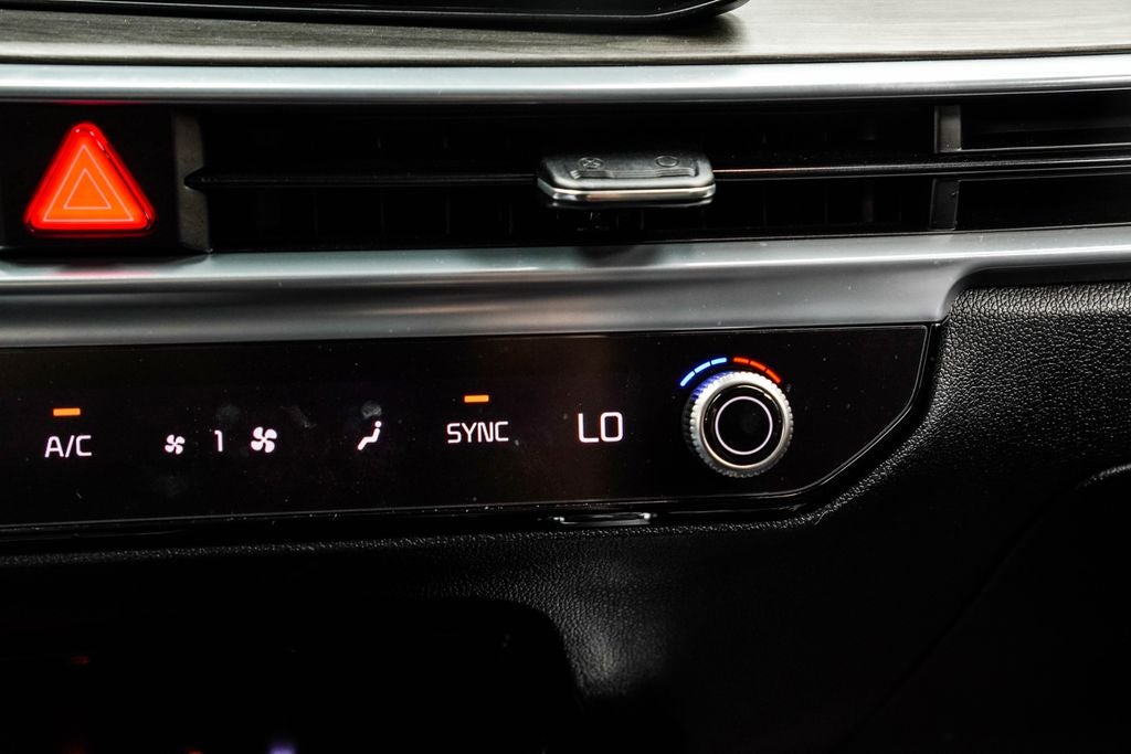 2025 Kia Sorento X-Line SX