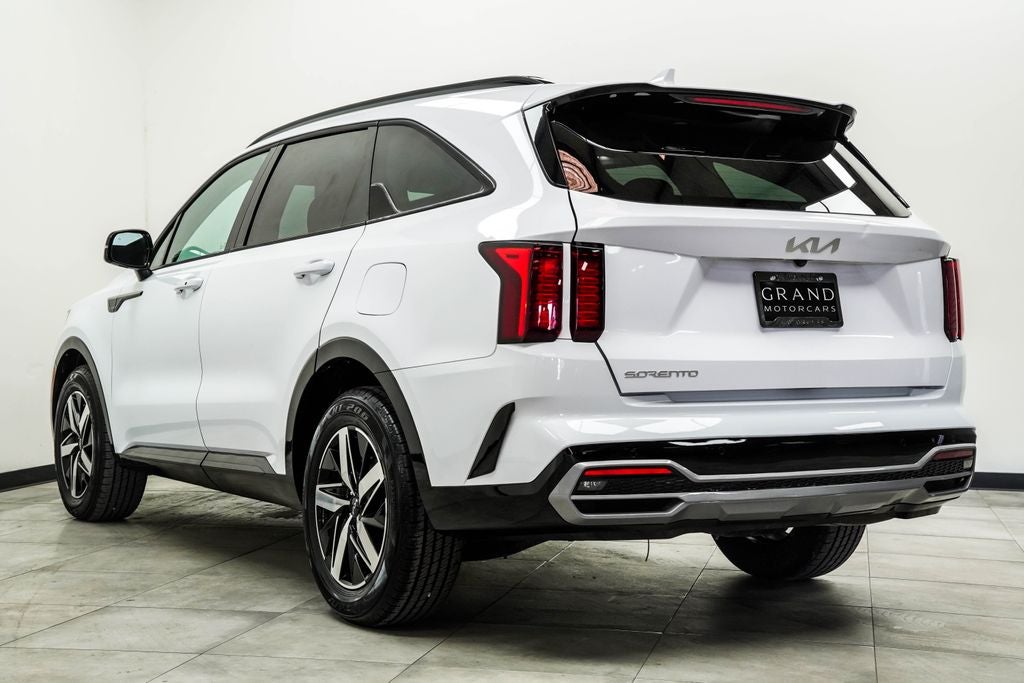 2023 Kia Sorento S