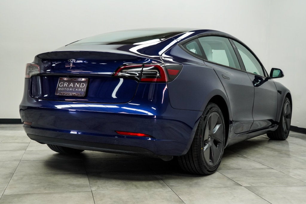 2023 Tesla Model 3 Base