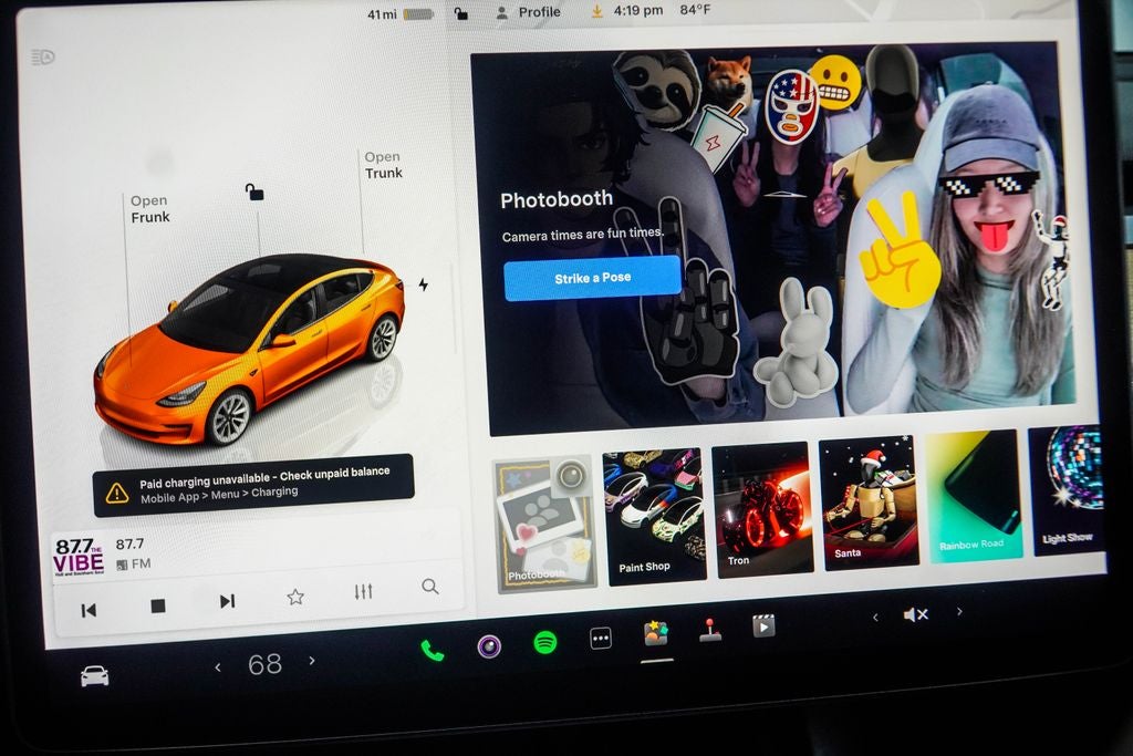 2023 Tesla Model 3 Base