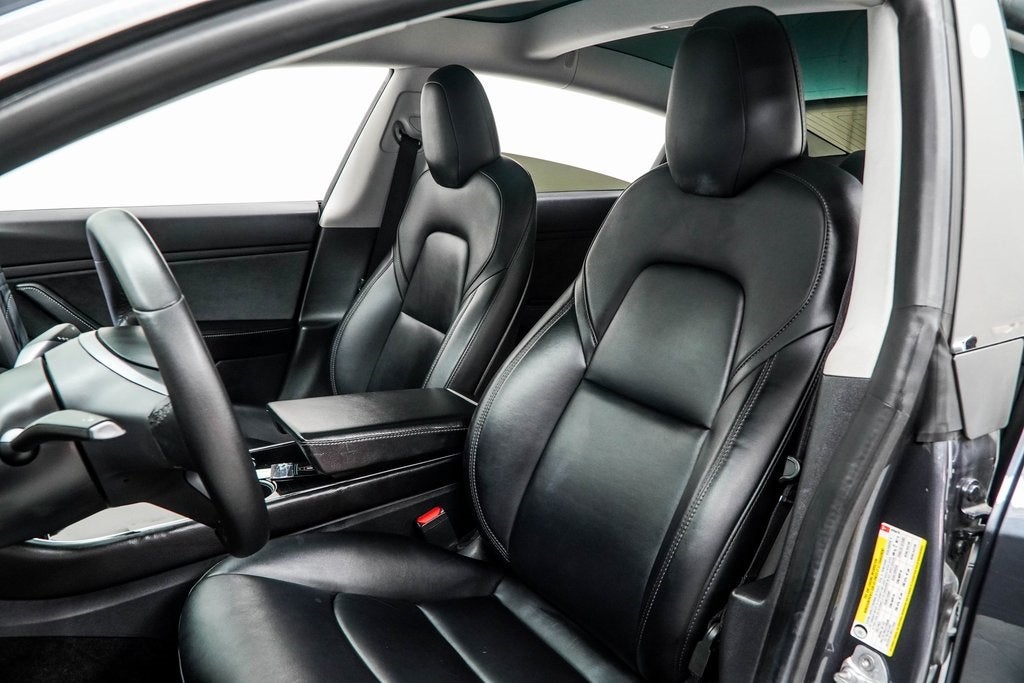 2019 Tesla Model 3 Mid Range