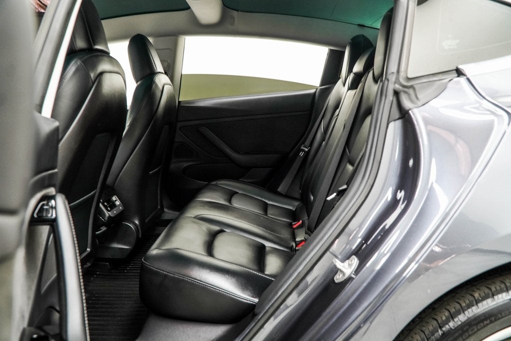 2019 Tesla Model 3 Mid Range