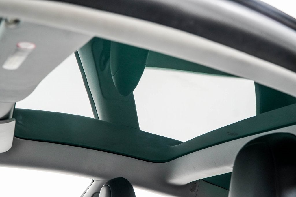 2019 Tesla Model 3 Mid Range