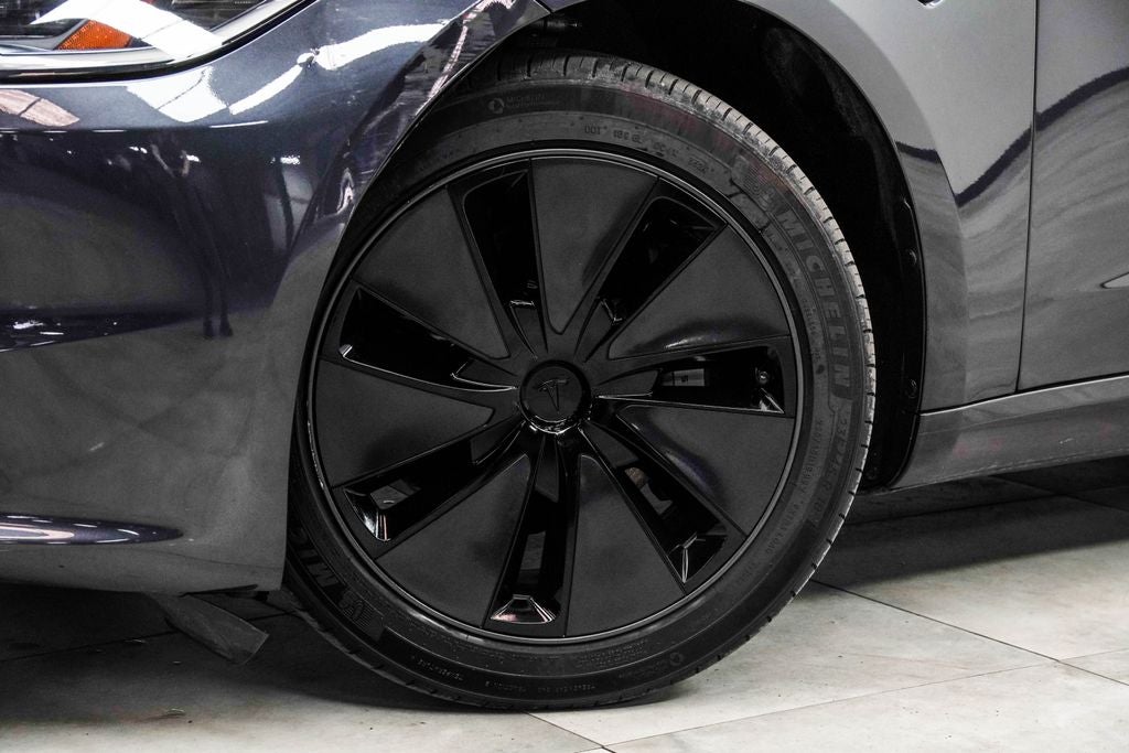 2025 Tesla Model 3 Standard