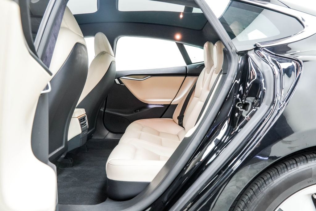 2020 Tesla Model S Long Range