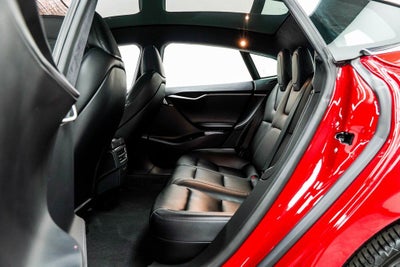 2020 Tesla Model S Performance