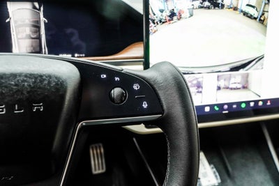 2021 Tesla Model S Plaid