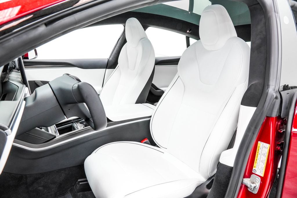 2023 Tesla Model S Plaid