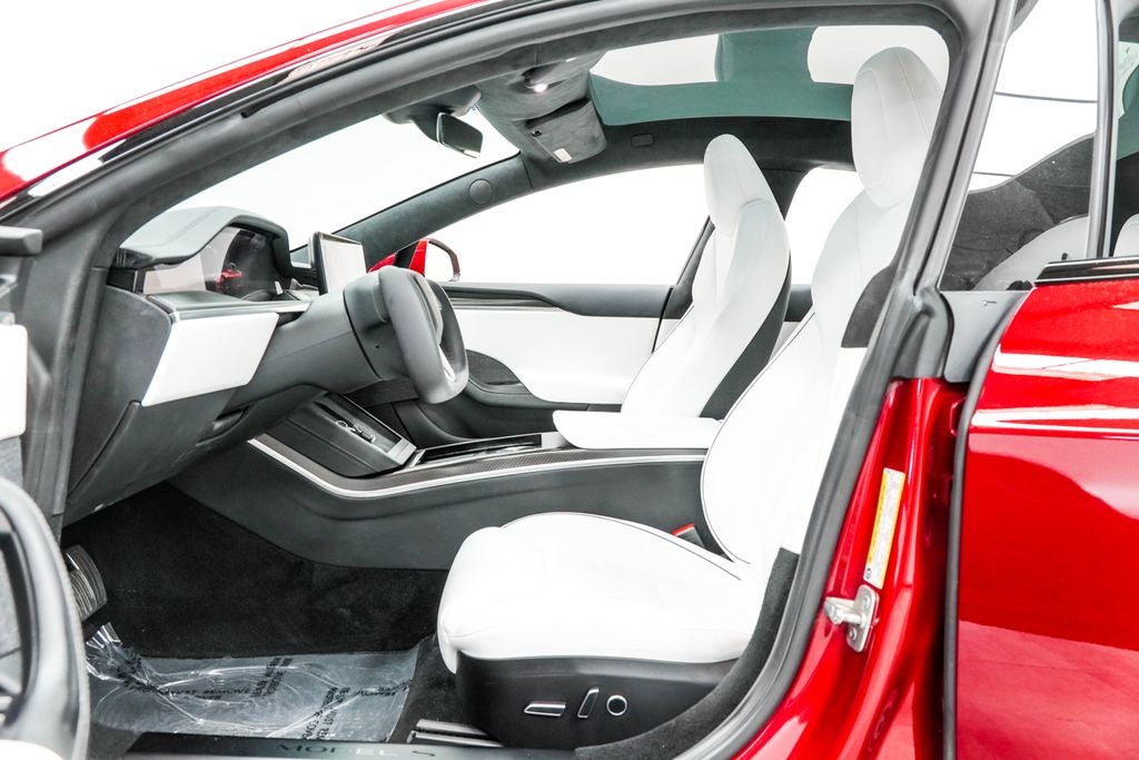 2023 Tesla Model S Plaid