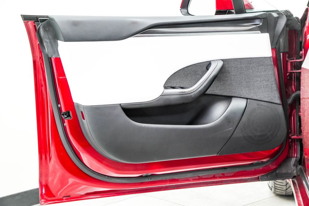 2023 Tesla Model S Plaid