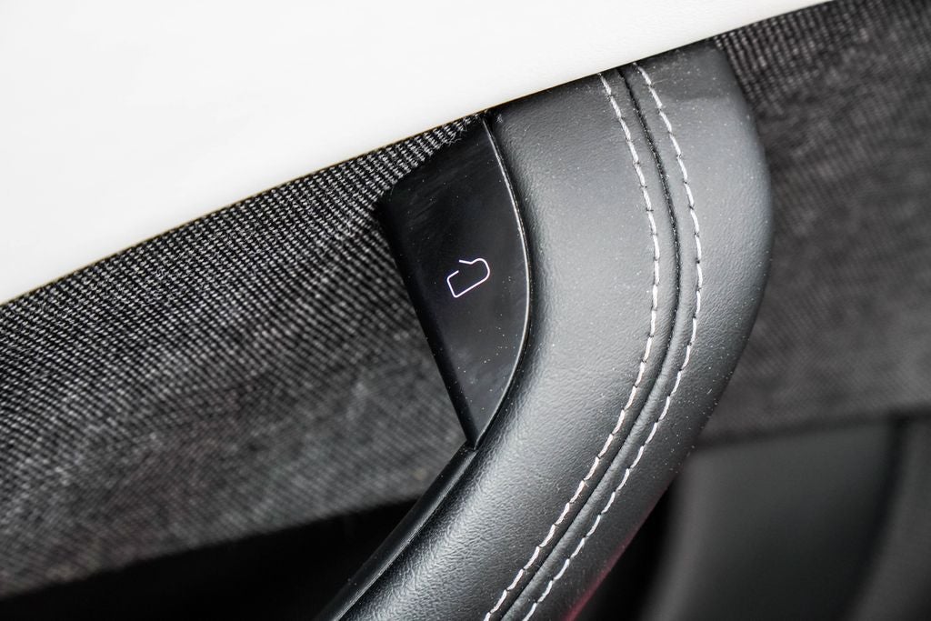 2023 Tesla Model S Plaid