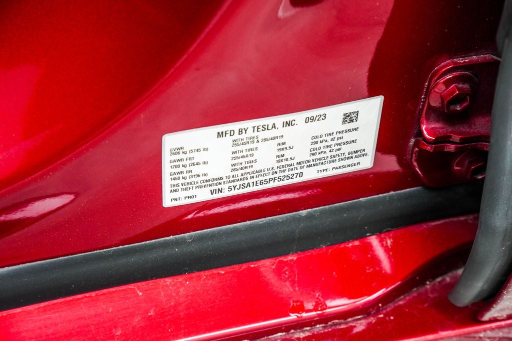 2023 Tesla Model S Plaid