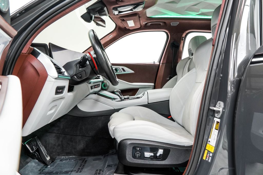 2024 BMW XM Base