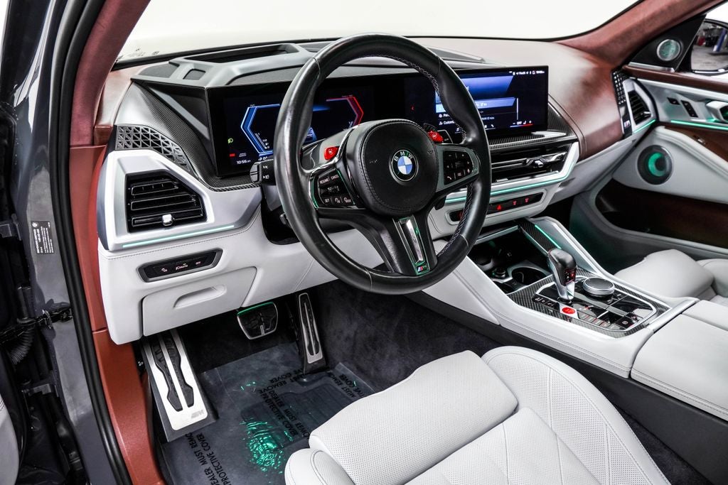 2024 BMW XM Base