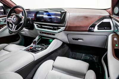 2024 BMW XM Base