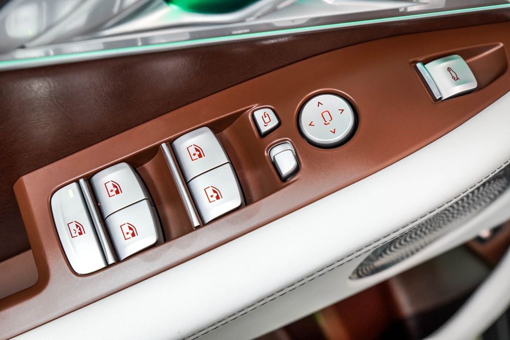 2024 BMW XM Base
