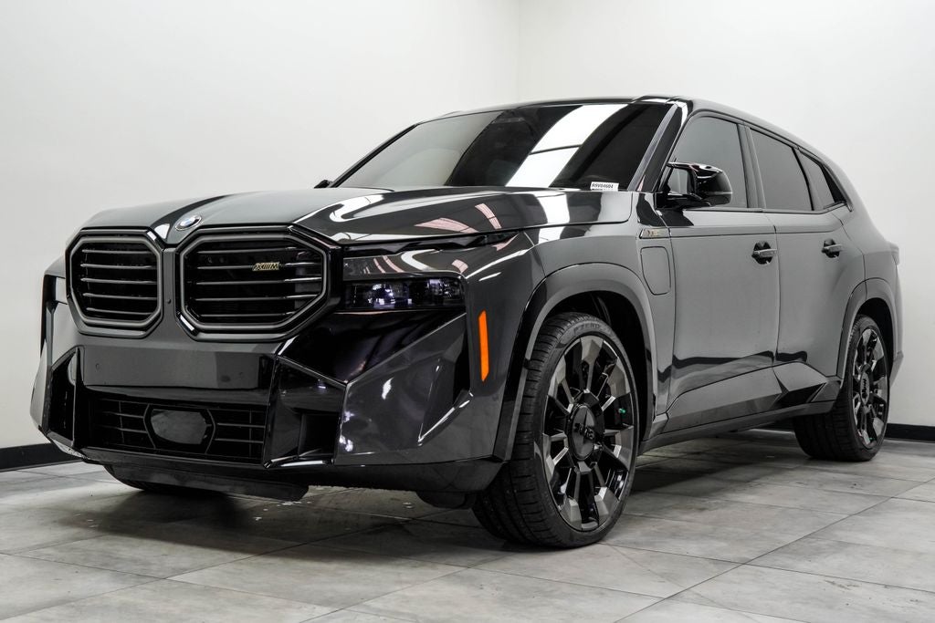 2024 BMW XM Base