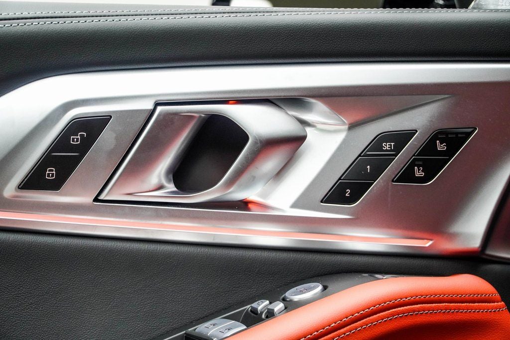 2026 BMW XM Label