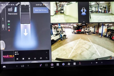 2024 Tesla Cybertruck Base