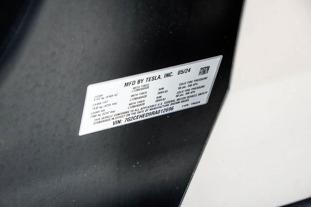 2024 Tesla Cybertruck Base