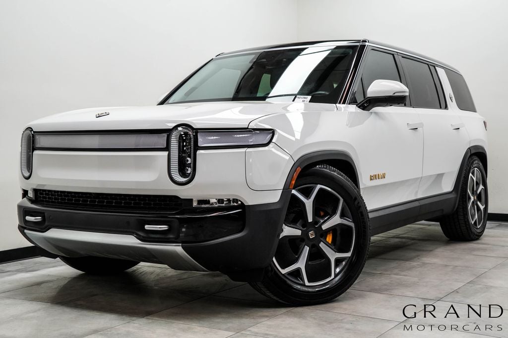 2023 Rivian R1S Adventure