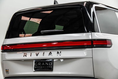 2023 Rivian R1S Adventure