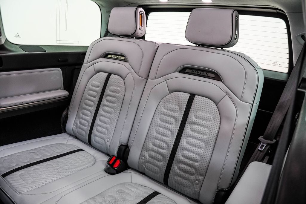 2023 Rivian R1S Adventure