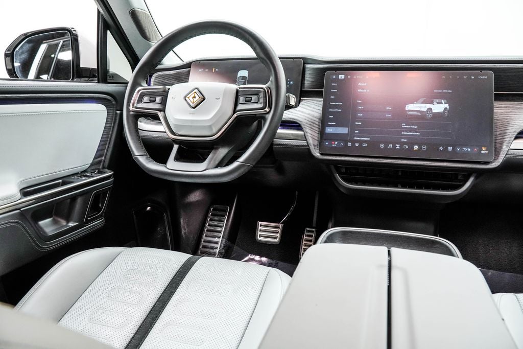 2023 Rivian R1S Adventure
