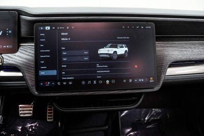 2023 Rivian R1S Adventure