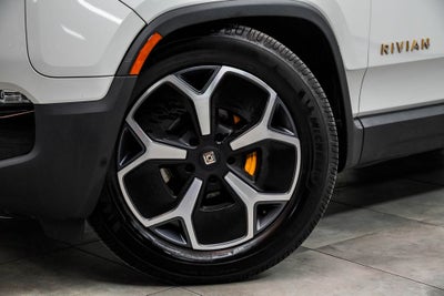 2023 Rivian R1S Adventure