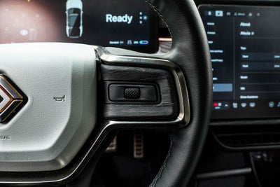 2023 Rivian R1S Adventure