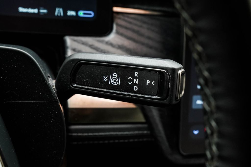 2023 Rivian R1S Adventure