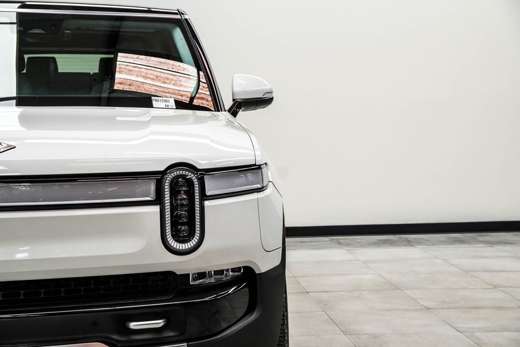 2023 Rivian R1S Adventure