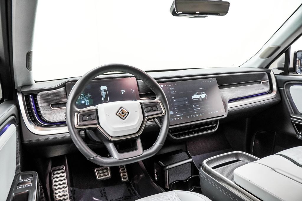 2023 Rivian R1S Adventure