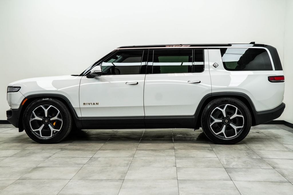 2023 Rivian R1S Adventure