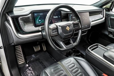 2023 Rivian R1S Adventure