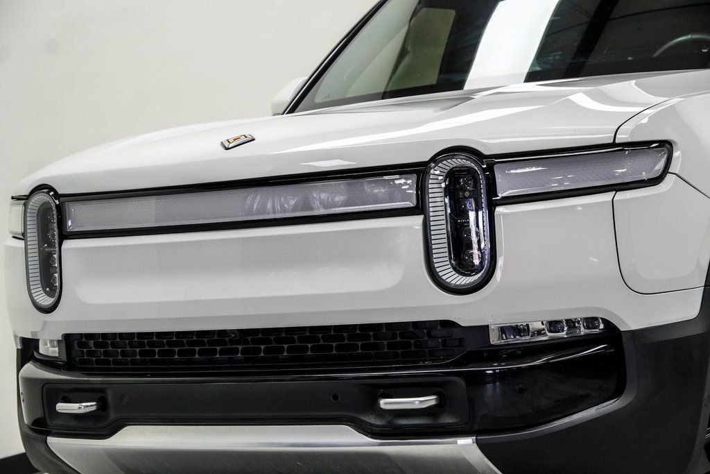 2023 Rivian R1S Adventure