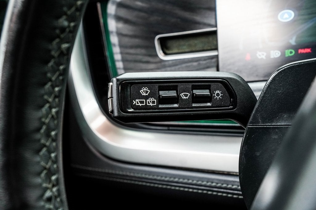 2023 Rivian R1S Adventure