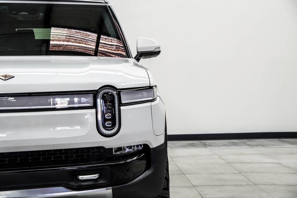 2023 Rivian R1S Adventure