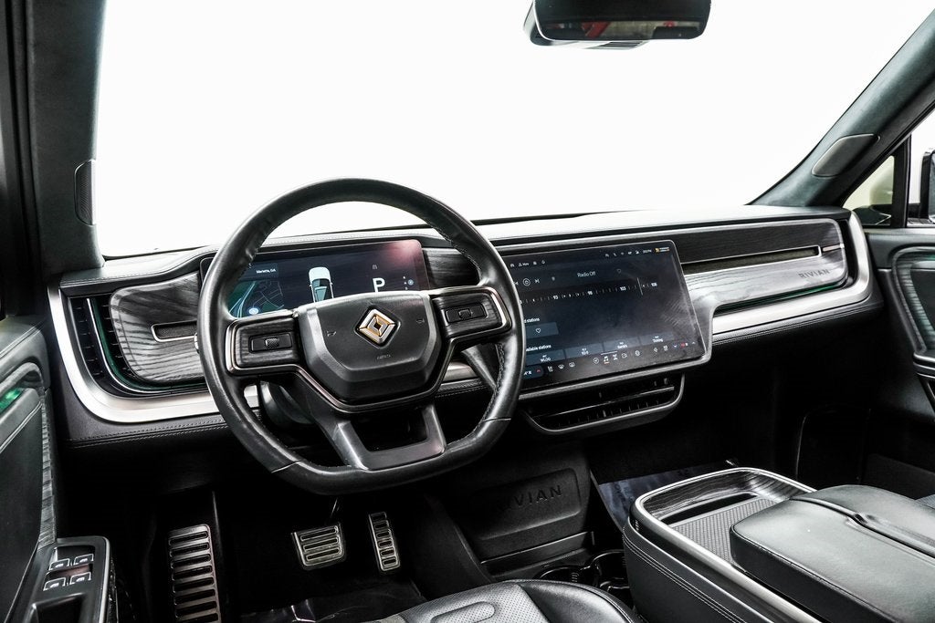 2023 Rivian R1S Adventure