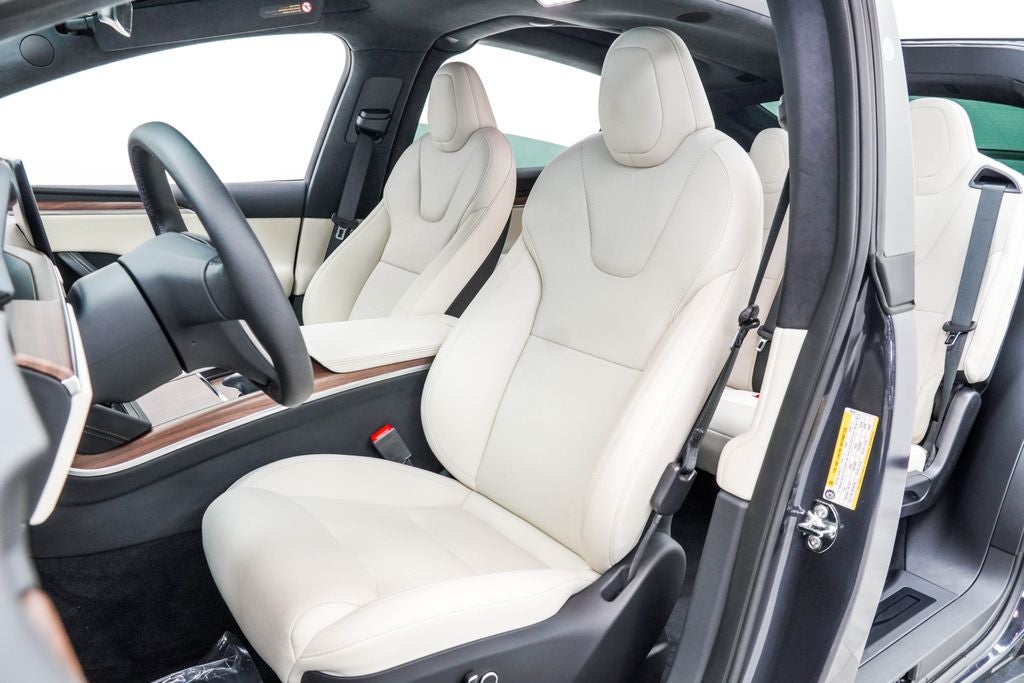 2025 Tesla Model X Base