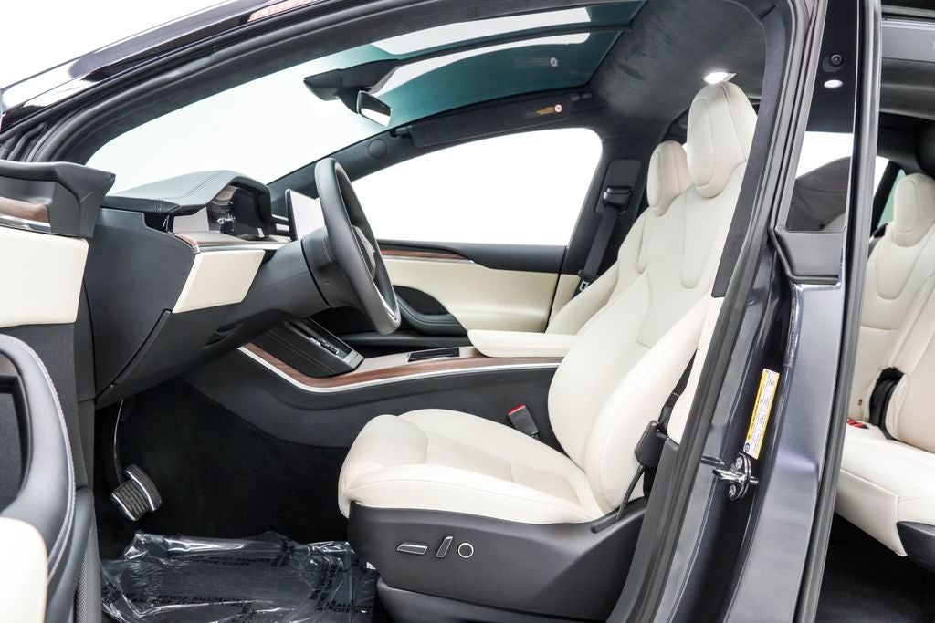 2025 Tesla Model X Base