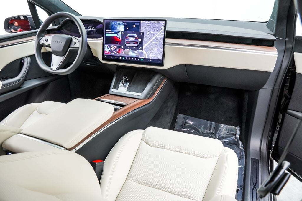 2025 Tesla Model X Base