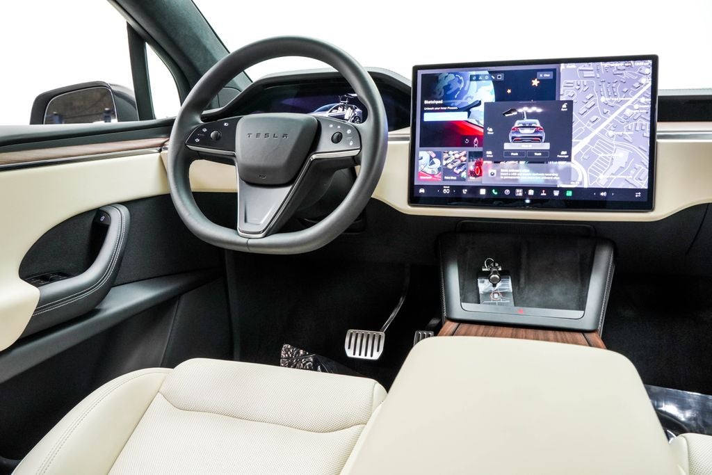 2025 Tesla Model X Base