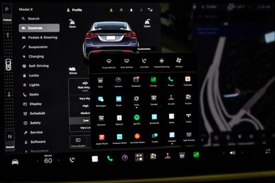 2025 Tesla Model X Base