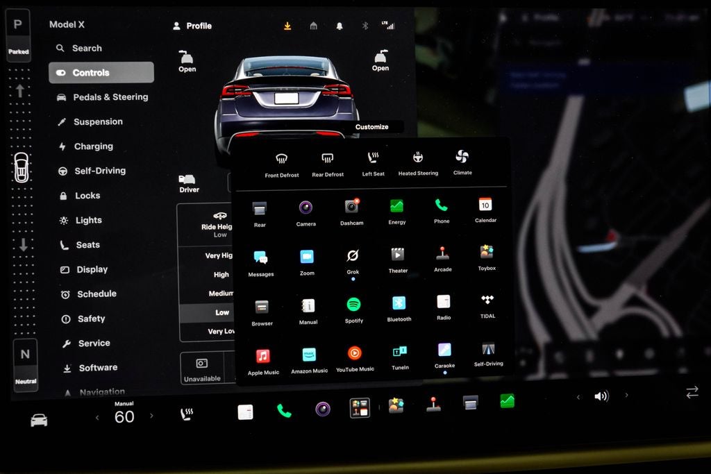 2025 Tesla Model X Base