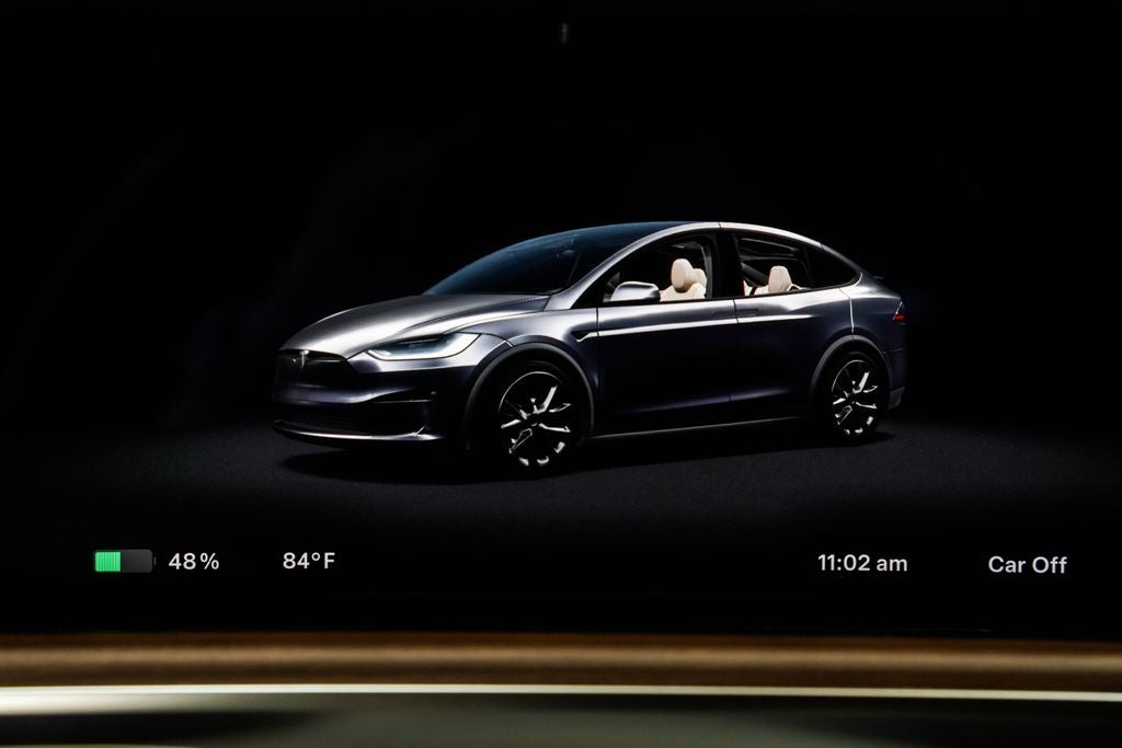 2025 Tesla Model X Base
