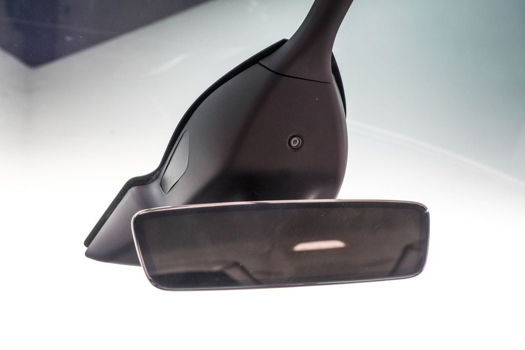 2025 Tesla Model X Base