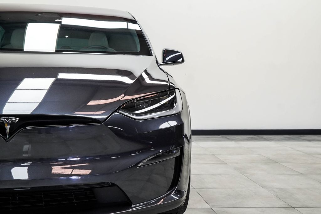 2025 Tesla Model X Base